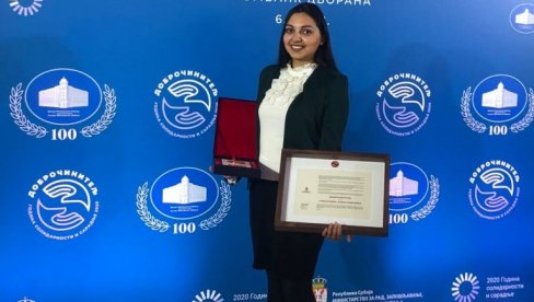 UŠTEĐEVINU POTROŠILA  DA BI POMOGLA DRUGIMA: Novosađanka Aleksandra Aleksandrović (28) humanošću zaslužila nagradu Dobročinitelj