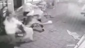 POGLEDAJTE SNIMAK BRUTALNE TUČE U NS: Mladića bacili na beton - šutirali ga i skakali mu po glavi (VIDEO)