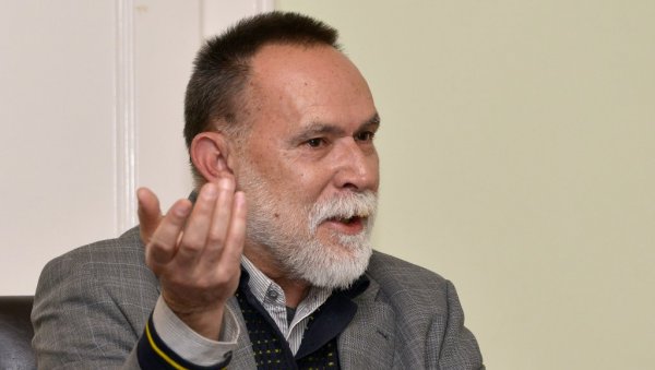 ЧАСНО ЈЕ СТАЈАТИ У СЕНЦИ МИТРИНОВИЋА: Владимир Копицл, лауреат признања фонда Арс лонга