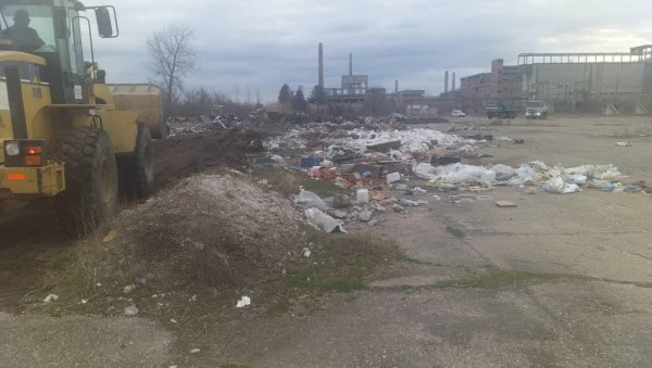 ОД „ВИСКОЗЕ“, ПА РЕДОМ: Почело чишћење илегалних депонија у Јадру
