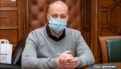 PRIJEM ZA DR SRĐANA STEVANOVIĆA: Specijalista infektologije svečano dočekan u Gradskoj kući u Zrenjaninu