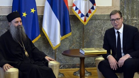 NOVA KAMPANJA: Vučića napadaju i što se o Kosovu savetuje sa patrijarhom