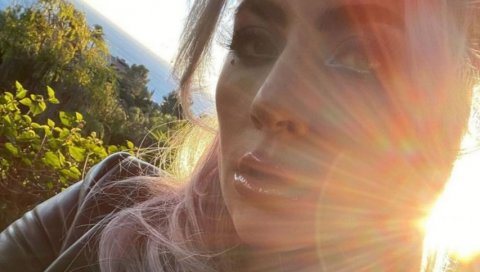ПРЕМА ИЗБОРУ ЧАСОПИСА ПИПЛ: Лејди Гага најбоље одевена јавна личност