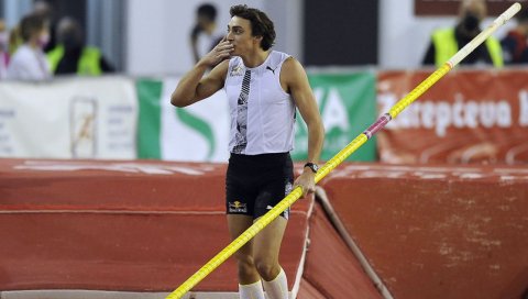 НОВО ЗЛАТО У БЕОГРАДУ! Олимпијски првак у скоку мотком Арманд Дуплантис једва чека почетак дворанског СП