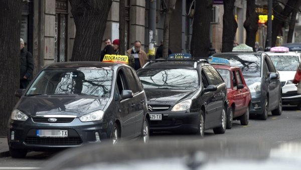 ИЗ БУЏЕТА 8.000 ЕВРА ЗА НОВО ВОЗИЛО: Држава и ове године наставља да субвенционише такси превознике