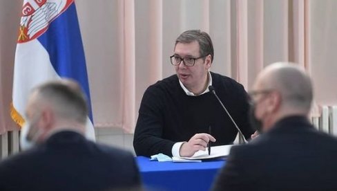 MOLIM  GRAĐANE DA ČUVAJU SVOJA OGNJIŠTA: Vučić se zahvalio Srbima sa Kosmeta