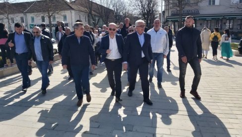 VANREDNA KONFERENCIJA ANDRIJE MANDIĆA: DPS prebijanjem u Nikšiću uveo nasilje u političkoj kampanji (FOTO/VIDEO)