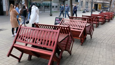 PRAZNI KAFIĆI I BAŠTE: Ugostitelji u Smederevu ispoštovali mere Kriznog štaba (FOTO)