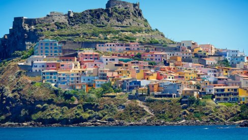 ОВО ЕВРОПСКО ОСТРВО ЈЕ ОАЗА БЕЗ КОРОНЕ: Сардинија се од сутра враћа у нормалу