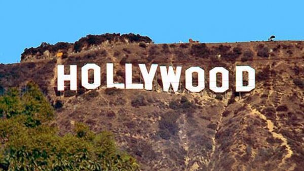 СТИГЛА ПОНУДА ФИЛМСКИХ СТУДИЈА: Огласио се Синдикат холивудских сценариста који је покренуо штрајк
