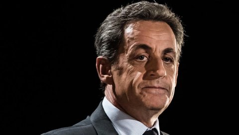 СВЕТ И ЕВРОПА ПЛЕШУ НА ИВИЦИ ВУЛКАНА Саркози: Ситуација би сваког тренутка могла измаћи контроли