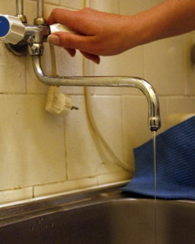 VODA ZA PIĆE ZABRANJENA U DELU OVOG NASELJA: Zbog zaštite zdravlja potrošača u Beogradu