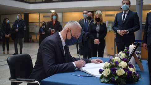 RADOJIČIĆ NA SAHRANI MILANA BANDIĆA: Voleo je svoj posao, ostavio pečat u Zagrebu (FOTO)