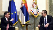 SA TRI CILJA PUT BRISELA: Srpski tim na čelu sa Vučićem danas nastavlja dijalog između Beograda i Prištine