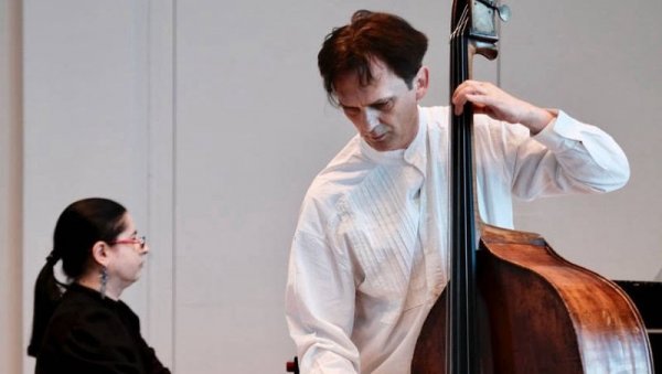 УЗ КЛАВИР И КОНТРАБАС: Седми концерт циклуса Музиком кроз музеј