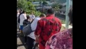 ЗБОГ СТРАХА ОД ЦУНАМИЈА БЕЖЕ У БРДА: Почела евакуација становништва америчких острва (ВИДЕО)