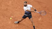 СКАНДАЛ МАЈСТОР НЕ СТАЈЕ: Француски тенисер се свађао сам са собом - прелош си, престани да играш тенис (ВИДЕО)