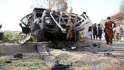 NAPAD U AVGANISTANU: Bombe pored puta usmrtile najmanje petoro ljudi