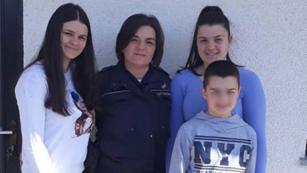 МАЈКА РАДОЈКА ПОНОС ПОЛИЦИЈЕ: МУП Србије обележава 8. март