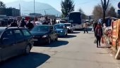 ВИШЕ ХИЉАДА ЉУДИ И НЕПОШТОВАЊЕ МЕРА: Инспекција затворила ауто-пијацу у Сарајеву