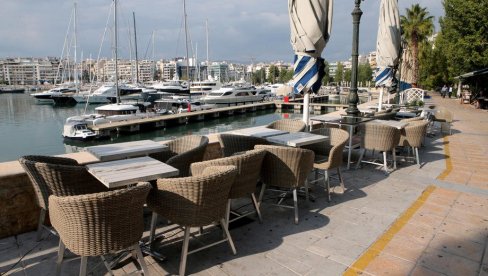 GRČKA POSTEPENO POPUŠTA MERE: Evo kad počinju da rade restorani, a kada bi mogla da počne turistička sezona