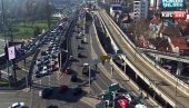 SAOBRAĆAJ U BEOGRADU: Ovako je na ulicama prestonice prvog radnog dana ove nedelje - evo gde su najveće gužve!  (FOTO)