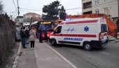 SUDAR AUTOBUSA I TERETNOG VOZILA U BEOGRADU: Povređeni putnici, saobraćaj obustavljen