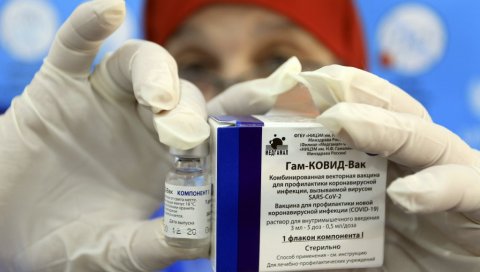 НАУЧНА САРАДЊА ИТАЛИЈЕ И РУСИЈЕ: Две земље испитују ефикасност вакцине Спутњик Ве