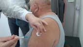 VAŽNA AKCIJA: Volonteri u Merošini pomažu starima da se prijave za vakcinu