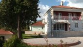 ПОВРАТАК НОБЕЛОВЦА: Власт у Херцег Новом испунила обећање, отворила кућу Иве Андрића