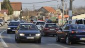 PROŠIRENJE PUTA JEDINI SPAS: Svakodnevne gužve na raskrsnici Smederevskog puta i Ulice Nine Kirsanove