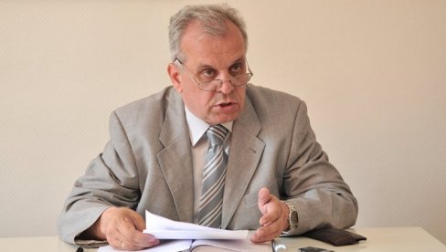 ГРАДИВО ИСТО ЂАЦИМА  ИЗ СРПСКЕ И СРБИЈЕ: Републички педагошки завод РС ради на усаглашавању наставног плана и програма