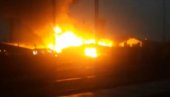 STRAŠAN SNIMAK POŽARA U PANČEVU: Vatrogasci se bore sa vatrenom stihijom- prolaznici snimili stravičan prizor (FOTO/VIDEO)