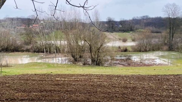 ПОТОПЉЕНЕ ОРАНИЦЕ: Киша направила огромну штету у Урсулу