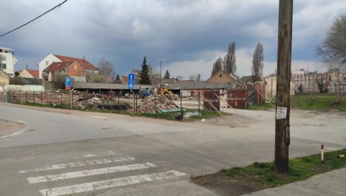 POPUT BEOGRADA NA VODI: U Zrenjaninu niče novi, najmoderniji kompleks stambenih zgrada (FOTO)