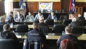 УЗНЕМИРИЛО ИХ ОТКРИЋЕ АРСЕНАЛА ОРУЖЈА? У Бијељини активирали Безбедносни форум, градоначелник позвао грађане на мир и стрпљење