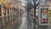 ВИДЕО - ЗРЕЊАНИН ПУСТ: Сабласна тишина и улице без људи (ФОТО)