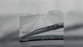 ВОЗАЧИ ОПРЕЗ: Снег на ауто-путу Е-80 код тунела Сопот и Сарлах