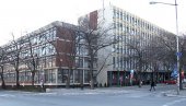 MUŠKARAC POZVAO CENTRALU I REKAO DA JE POSTAVLJENA BOMBA: Zgrada suda u Novom Sadu danas ponovo evakuisana