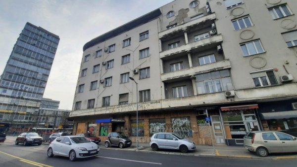 УНУК ВРАЋА ГОСТЕ У БЕОГРАД: Власник хотела на углу Немањине и Балканске, добијеног реституцијом, планира реконструкцију