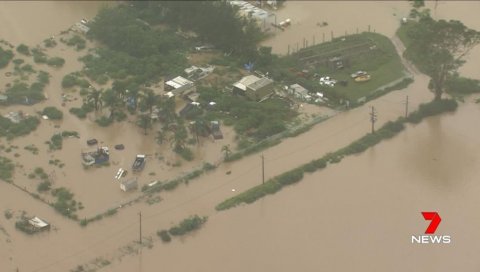 КАТАСТРОФА У АУСТРАЛИЈИ: Невиђене поплаве - од петка пало 300 милиметара кише! Отворени центри за евакуацију