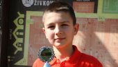FILIP ĐOKIĆ PREMOSTIO DRINU: Dečak iz Brčkog, najbolji mladi teniser do 12 godina u Srbiji i BiH