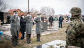 VENCI PRVOJ ŽRTVI NATO BOMBARDOVANJA: Sećanje na zastavnika Radovana Medića