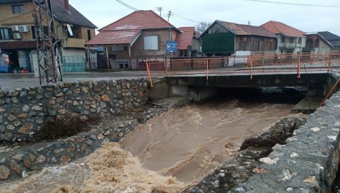 СТРЕПЕ ОД НАГЛОГ ОТАПАЊА СМЕТОВА: У пиротском крају збрајају штете од јануарских поплава и страхују од нових планинских бујица