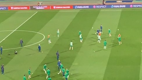 ХЛАДАН ТУШ НА МАРАКАНИ: Ирска голом Брауна повела против Србије (ВИДЕО)