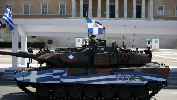 ПРОТЕСТИ УРОДИЛИ ПЛОДОМ: Грчка више неће испоручивати оружје Украјини