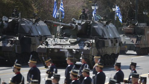 ХЛАДАН ТУШ ЗА КИЈЕВ: Грчки министар - Нећемо слати своје трупе у Украјину