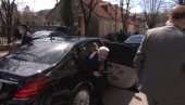 ZDRAVKO ZABORAVIO OBEĆANJE NARODU: Krivokapić na Cetinje stigao Mercedesom, ne ide više taksijem (VIDEO)