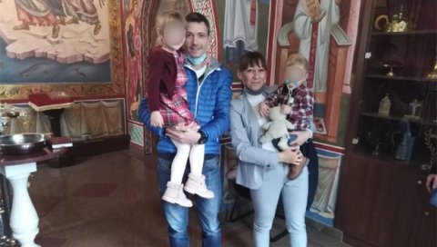 ПОРЦИЈА  ИСПУЊЕНА  ДОБРОТОМ: Никола Вучић (36) новац од продаје хране даје болесним малишанима