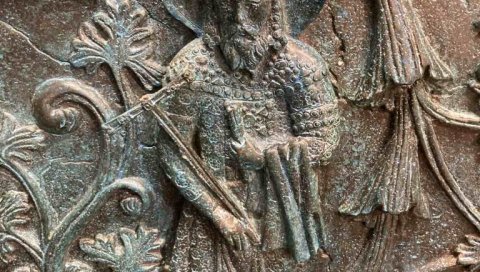 ОВАКО СУ РЕАГОВАЛИ РУСИ: Оскрнављени део сутра враћају на споменик Стефану Немањи